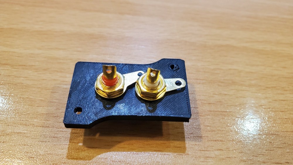 Yamaha Panel Mount Gold Plated RCA Terminals (Single Pair)