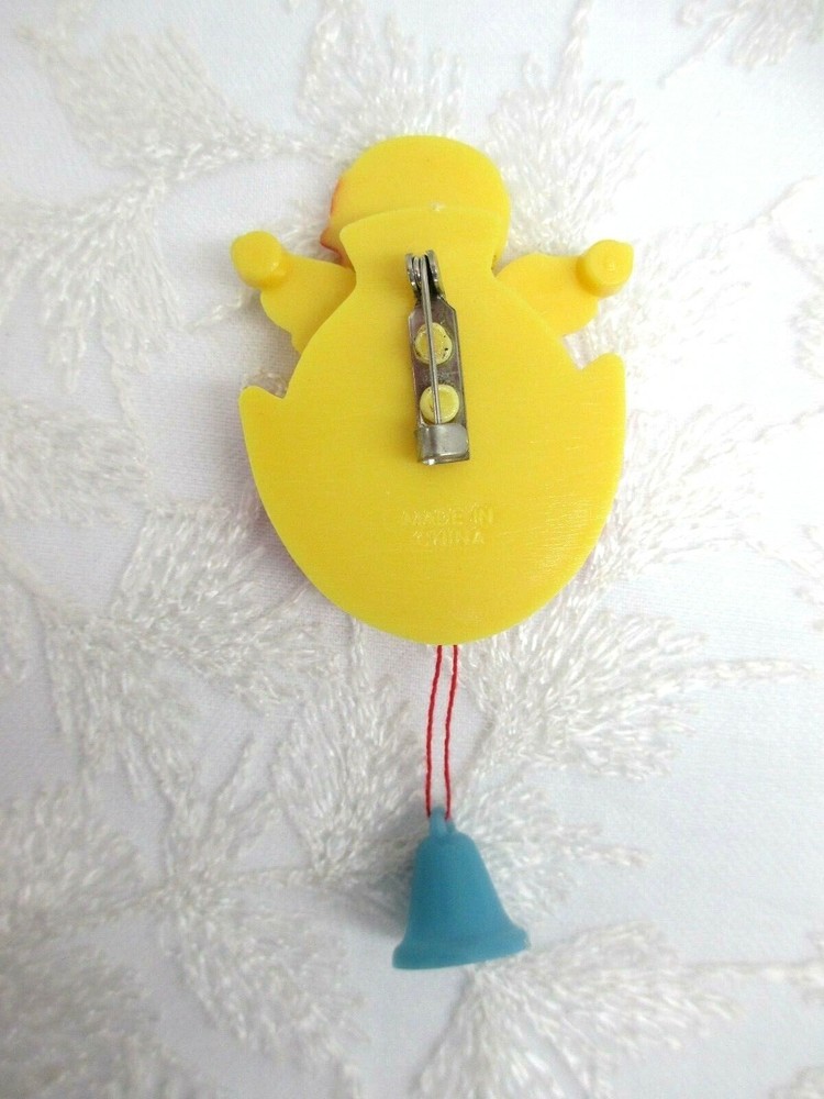 Novelty Easter Baby Chick in Egg Pin Action Pull String Hatching dark pink
