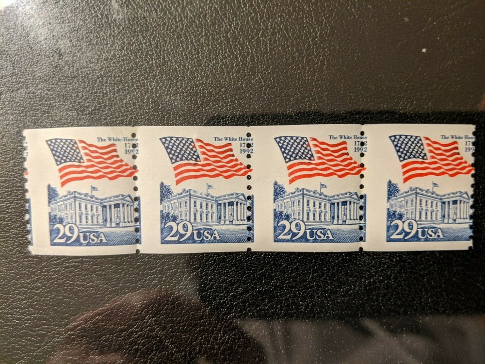Scott 2609 1992 29c Flag and White House Misperf/Perforation Shift Error Mint