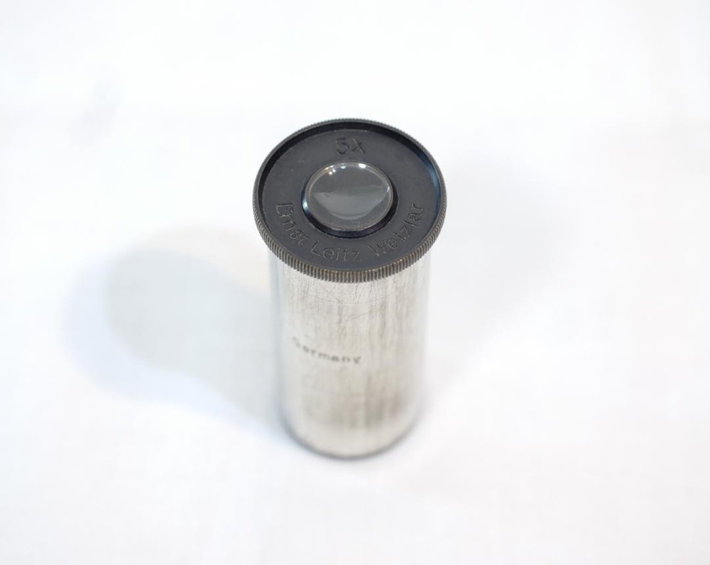 microscope antique Ernst Leitz vertical reading microscope