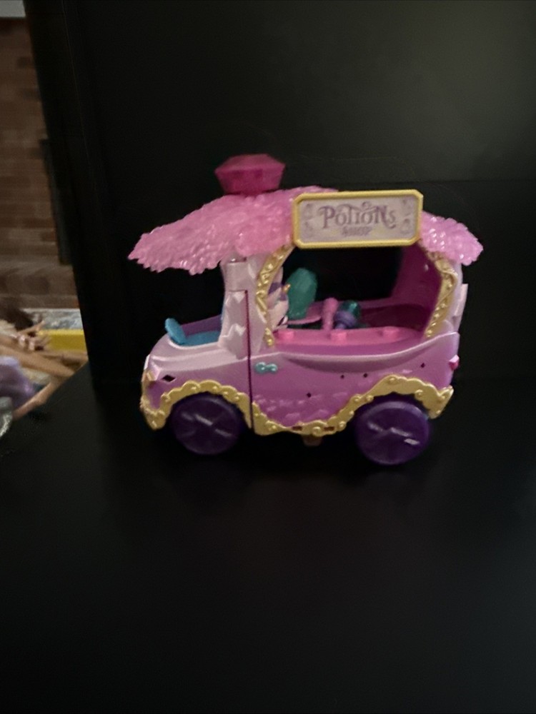 Magic Mixies Mixlings Magic Potion Truck