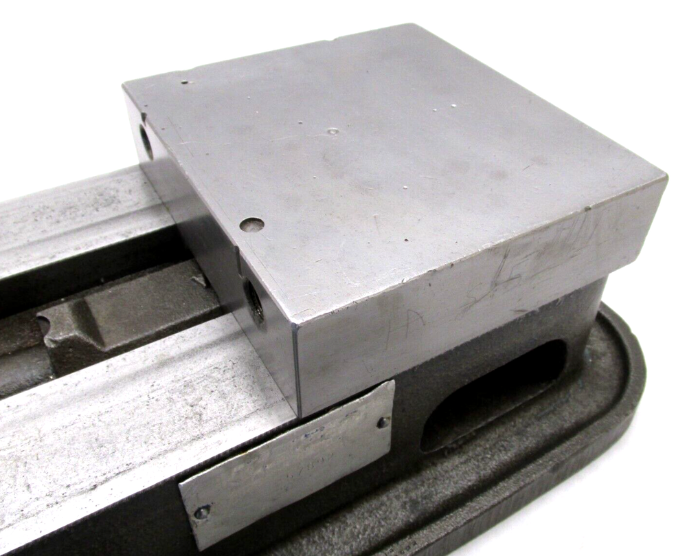 KURT ANGLOCK 6" MILLING MACHINE VISE w/ HANDLE - #D60
