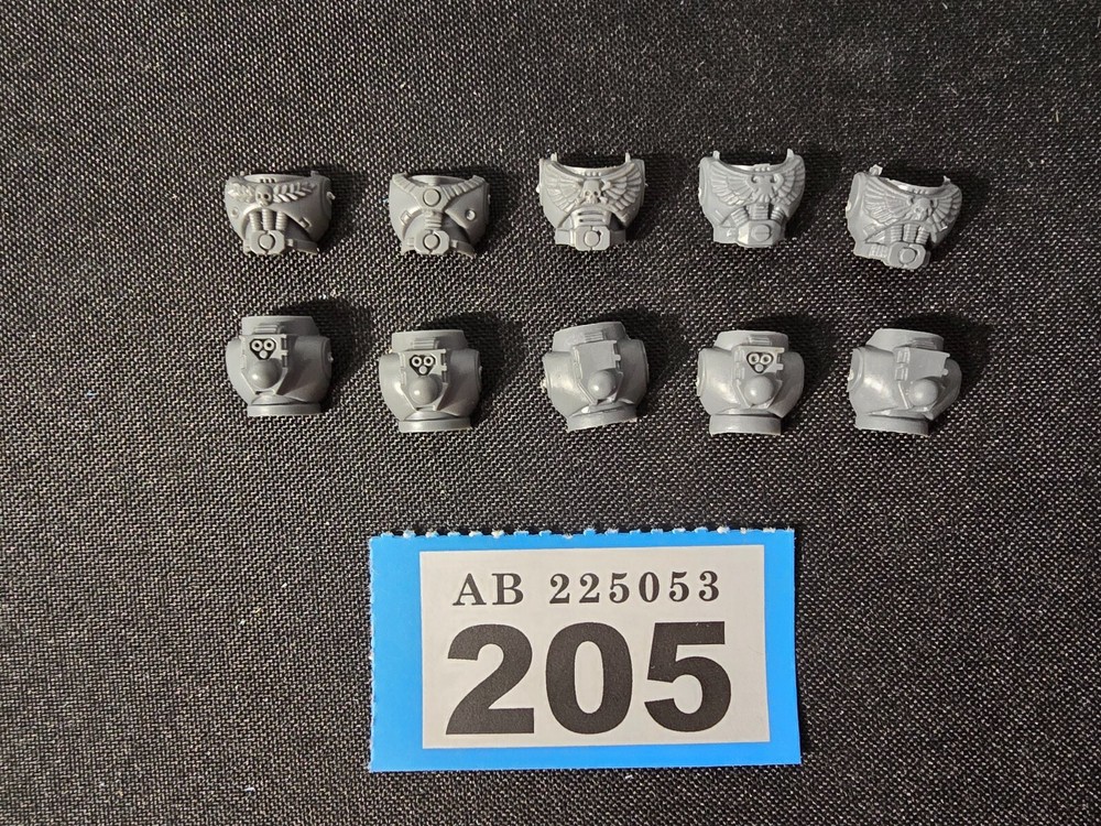 Games Workshop Warhammer 40k Bits Space Marines Torso Pack