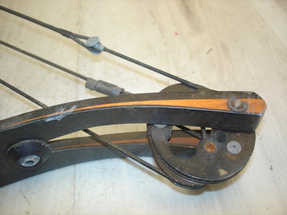 Vintage Proline Zephyr XE-II READ AD Compound Bow