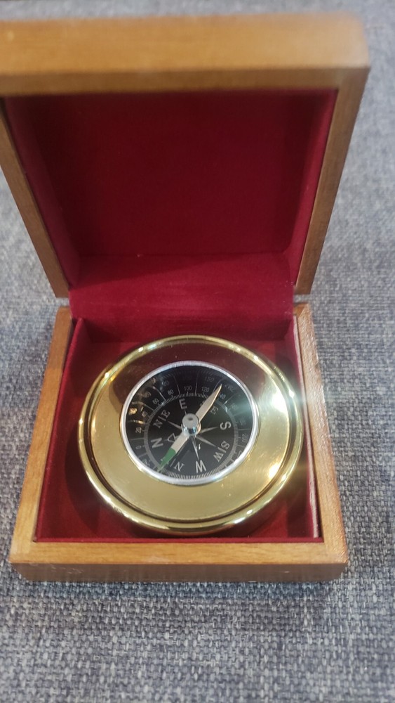 Pre-owned Brass Compass in Wooden Box