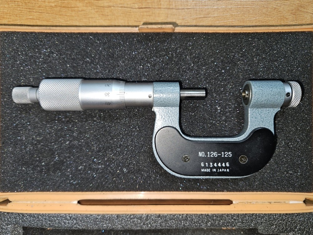 Mitutoyo 126-125 Interchangeable Anvil Screw Thread Micrometer 0 - 25mm Range