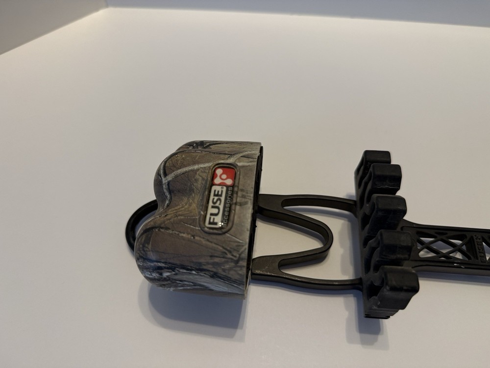 Fuse Vector XT 4 Arrow Quiver Real Tree Camo Detachable For Compound Bow