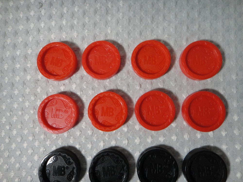 Connect 4 Four Replacement Pieces Checkers Lot 16 Red & Black Modern Type