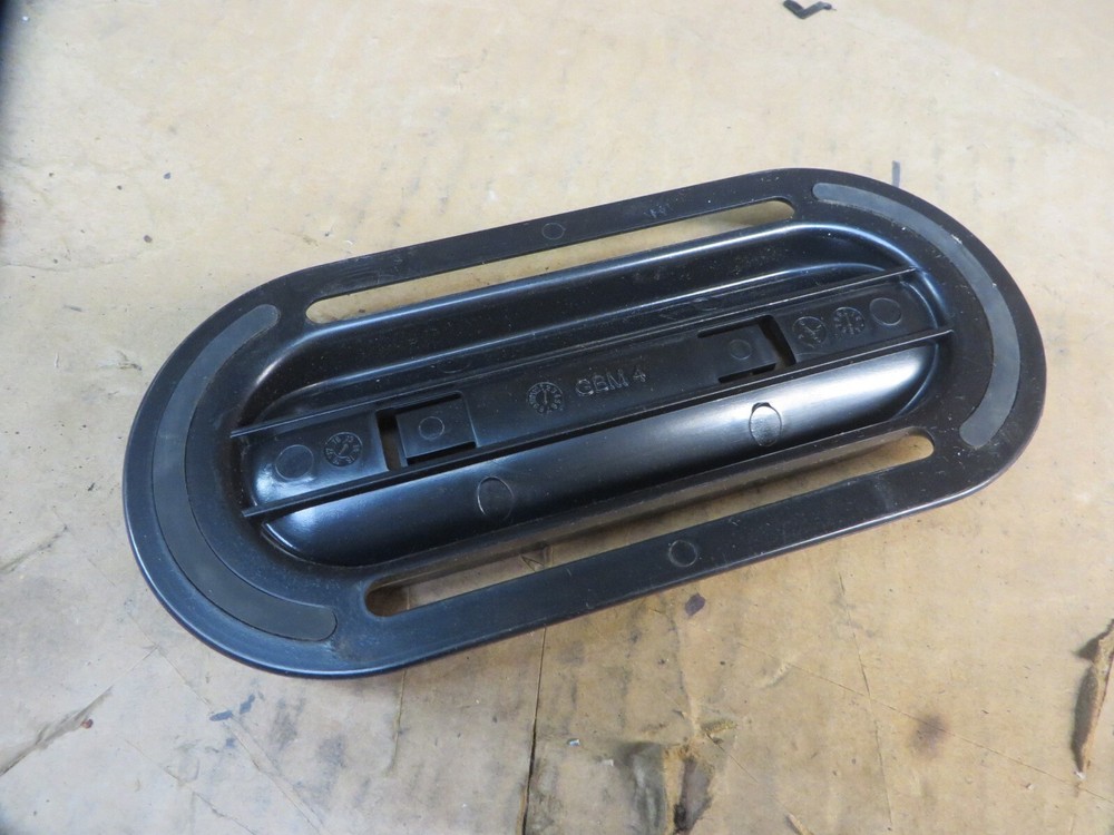 VERIZON ROUTER PLASTIC BASE / BRACKET GOOD USED