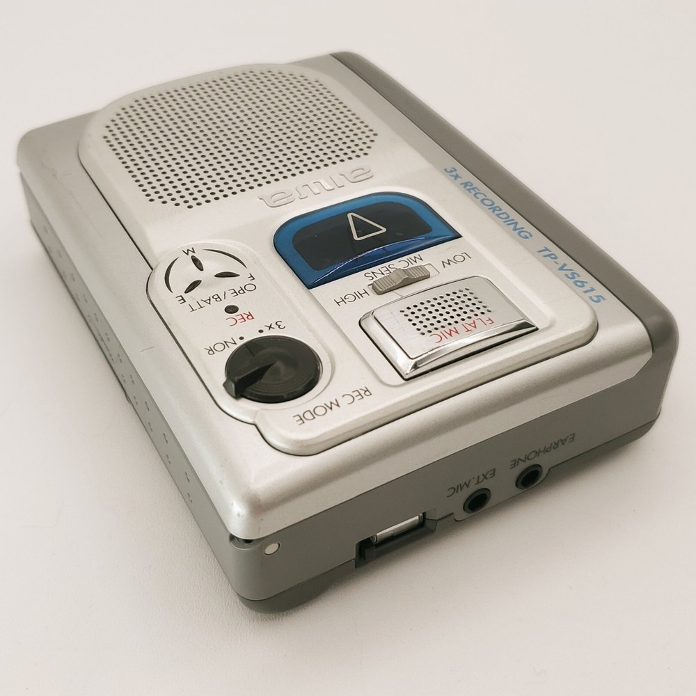 Vtg Aiwa TP-VS615 Silver Tape Player Recorder
