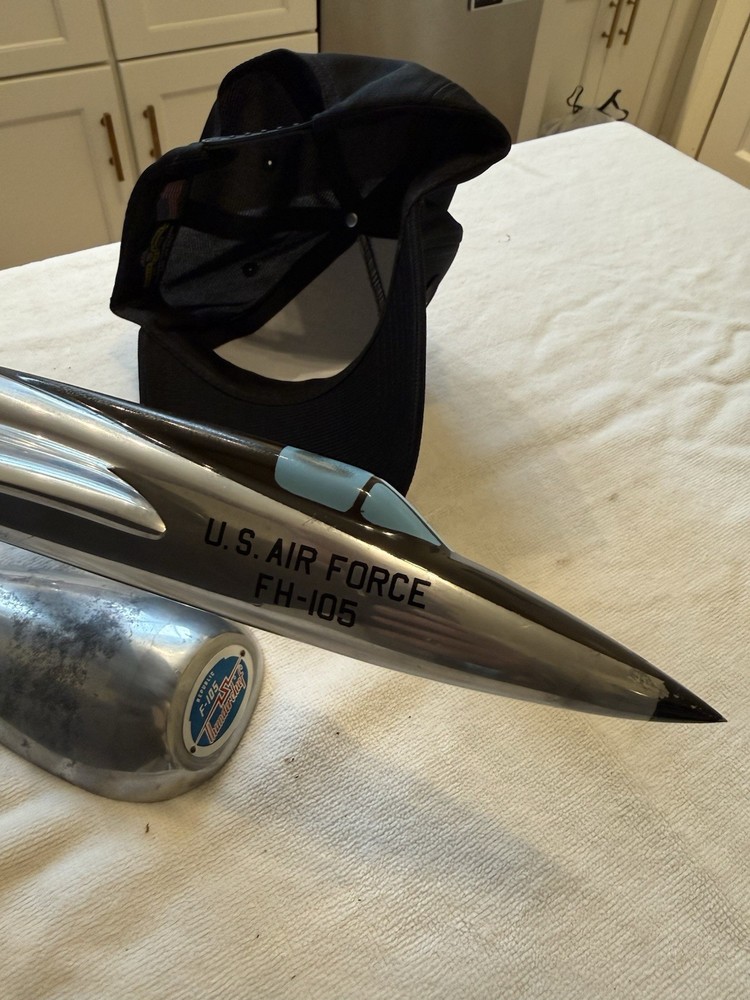 F-105 Thunderchief - Vietnam War Model With Matching Ball Cap