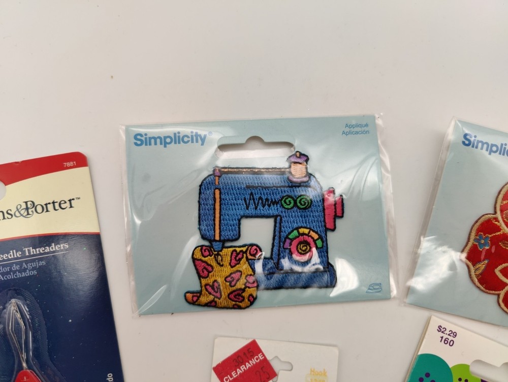 Various Sewing Notions And Patches