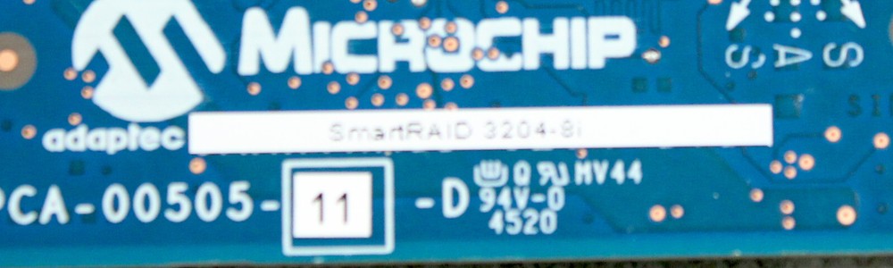 Microchip Adaptec SmartRaid 3204-8i 32048IXS RAID Adapter Adapter Card