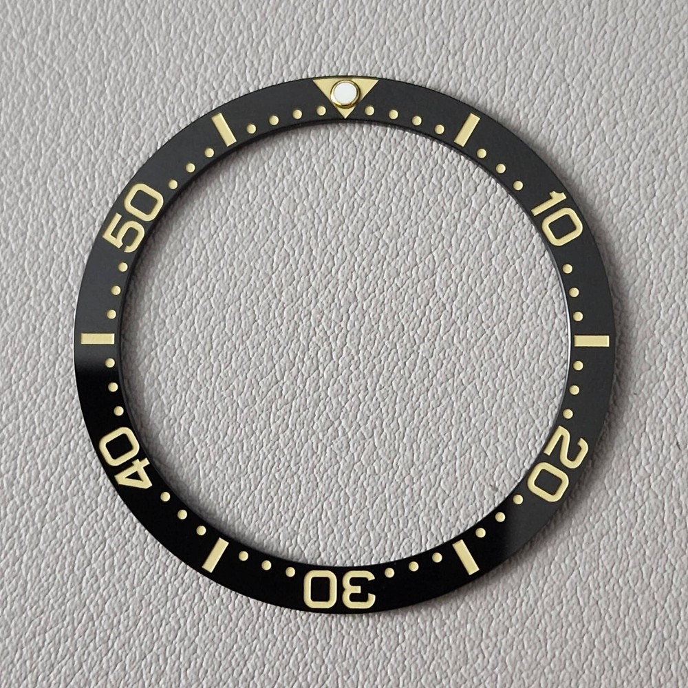 Bezel Insert Black Turtle Ceramic / Khaki Fonts Flat C3 Low PIP