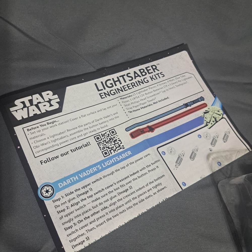 Star Wars Construct Your Own Lightsabers STEM Kit