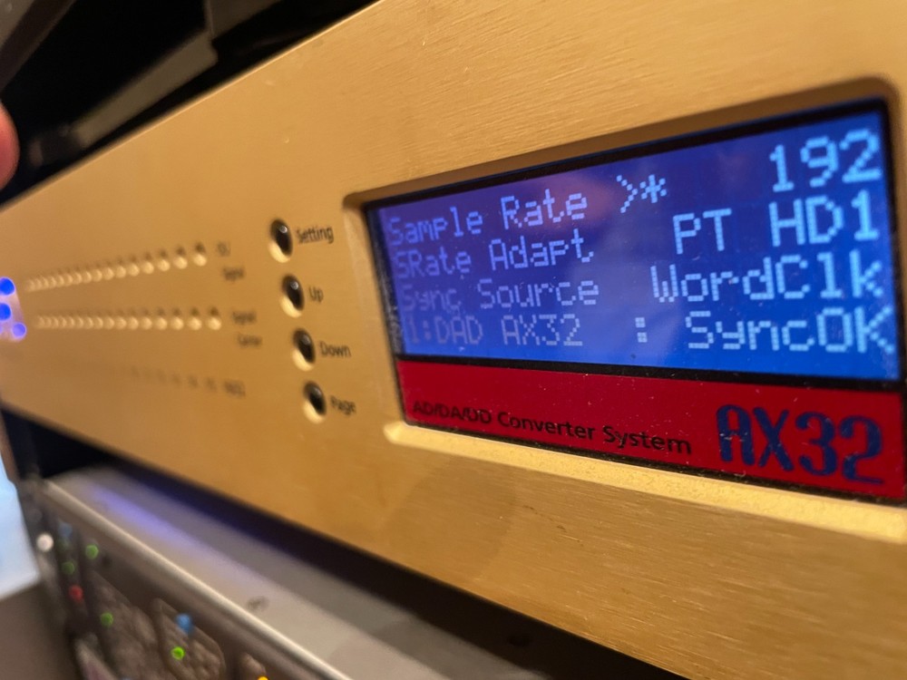 DAD AX32 8CH AD/DA + DIGILINK