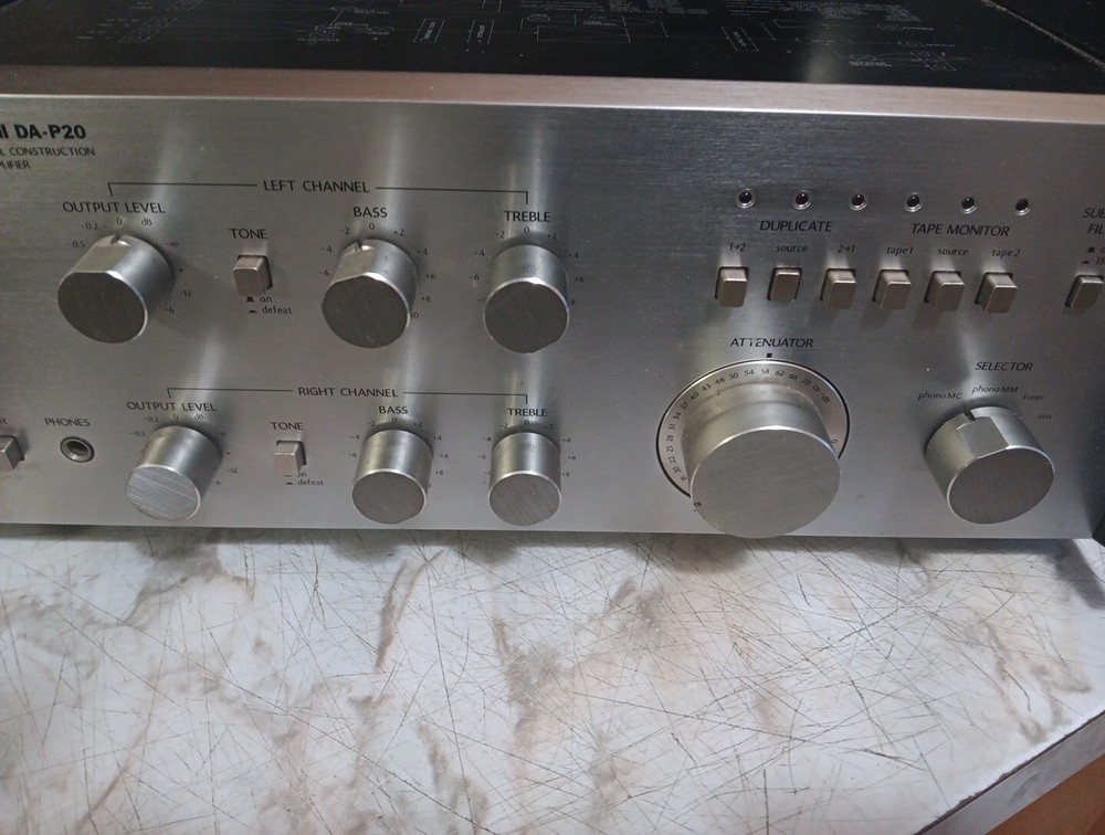 MITSUBISHI DA-P20 PREAMPLIFIER