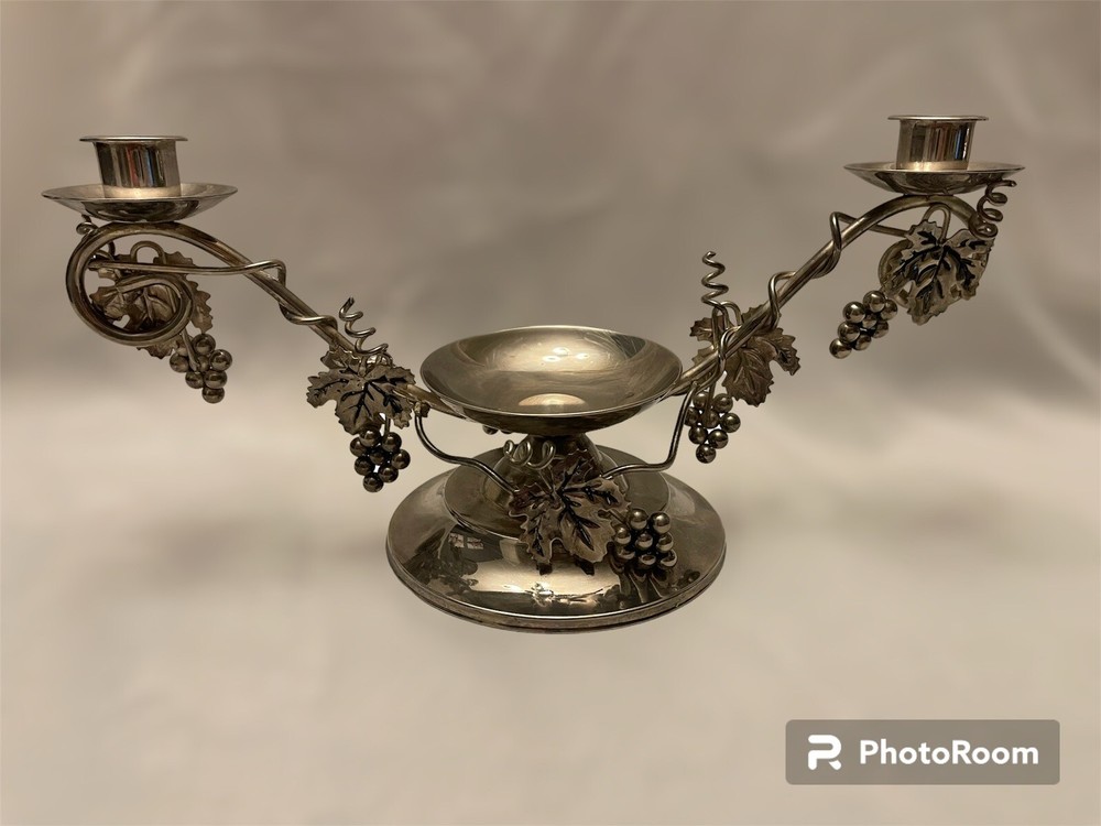 Vintage Studio Silver Smiths Silver Plated Grapevine Three Candle Holder 6 1/2H