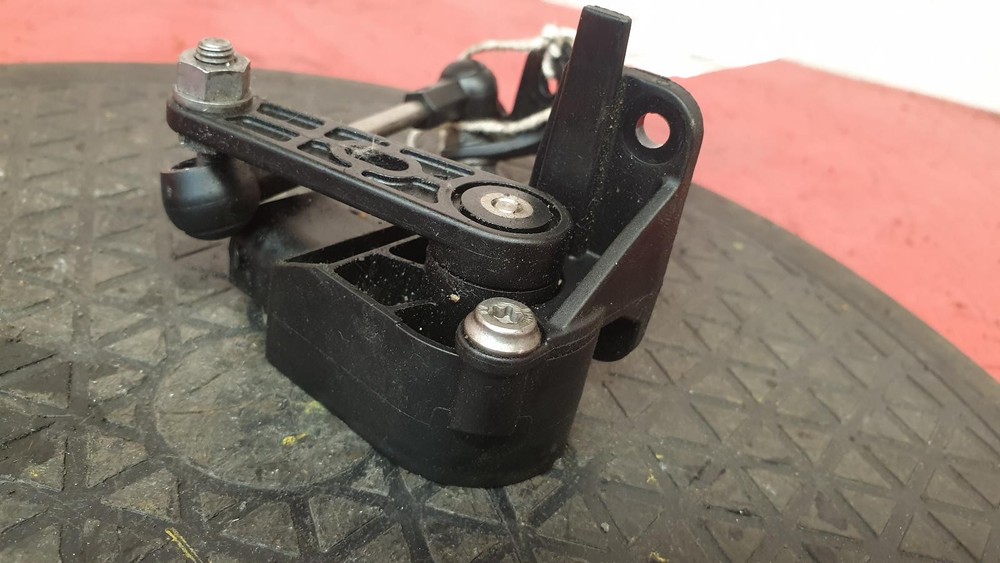 2015 BMW S1000R LEVEL SENSOR