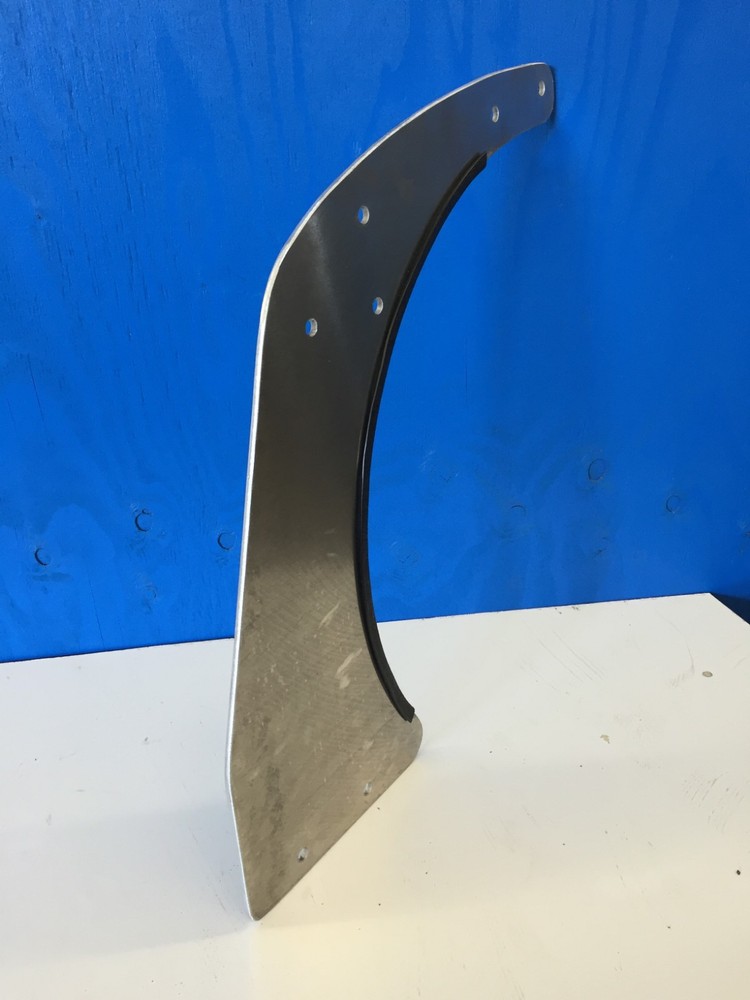 Peterbilt Tank Step Side Support Bracket - 23"