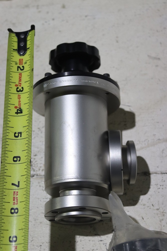 NEW HPS MKS VACUUM ISOLATION ANGLE VALVE