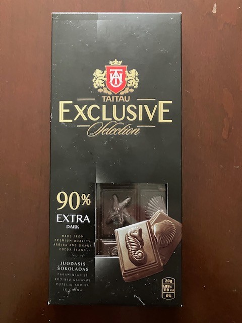 Harry & Devid Sharp White Cheddar Cheese & 90% Extra Dark Chocolate