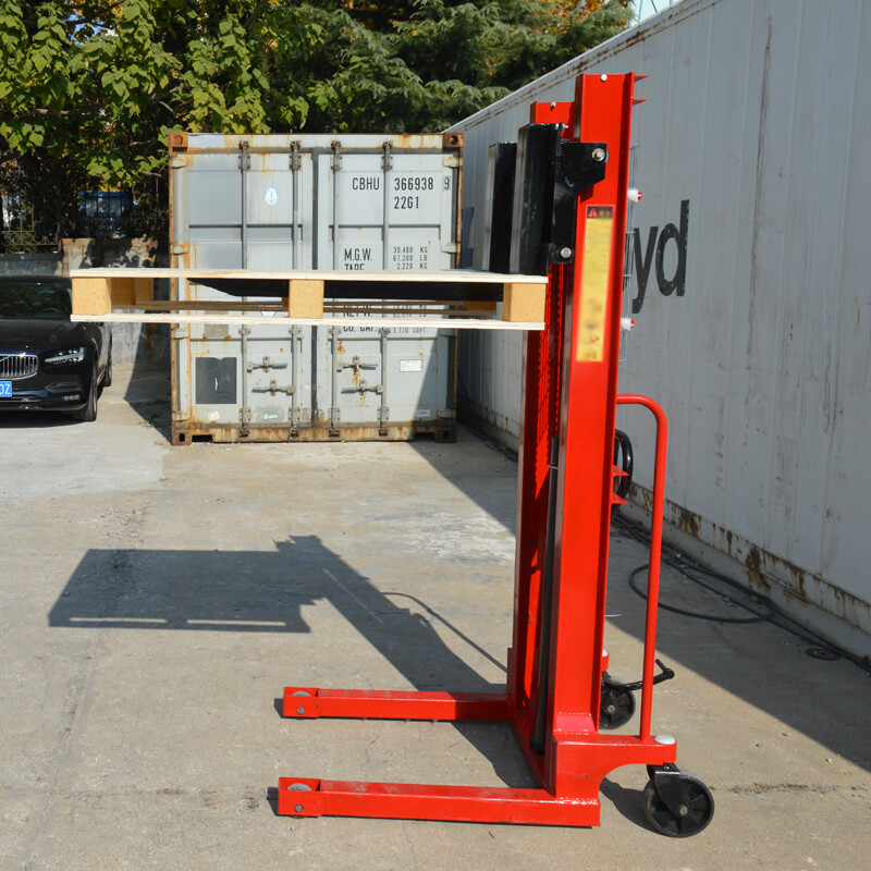 2T Manual Pallet Stacker, Hydraulic Stacker Forklift, 4400 lbs Capacity, 63"H