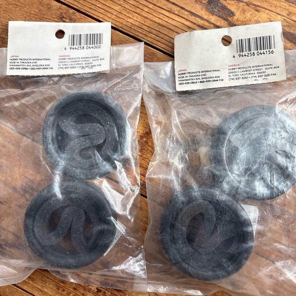 Prohibited slick tires 21mm, 26mm