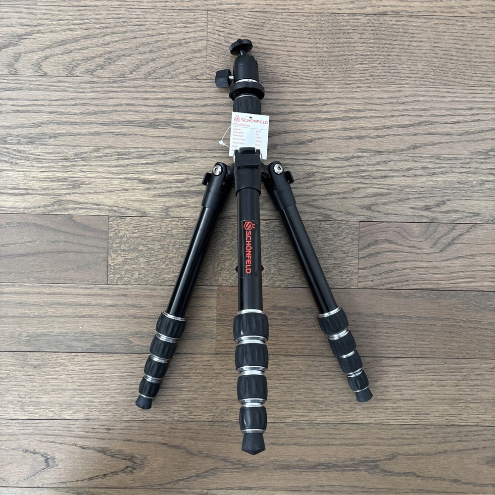 SCHONFELD ALUMINUM COMPACT TRIPOD NEW