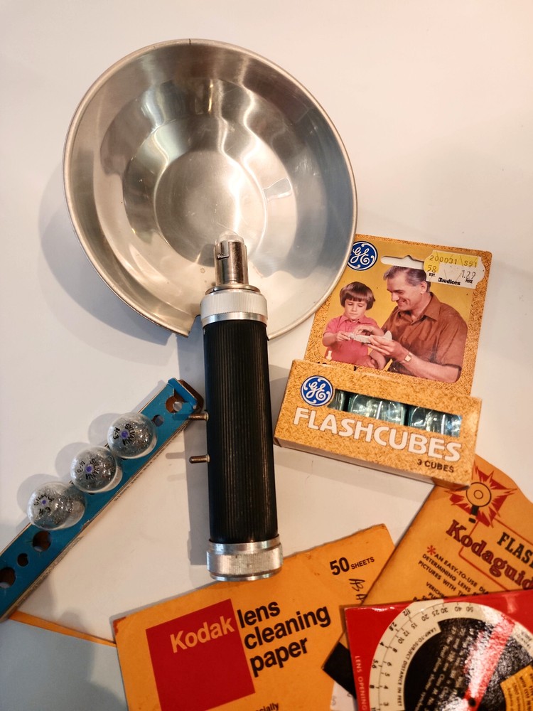 Vintage Camera Flash & Accessories Lot