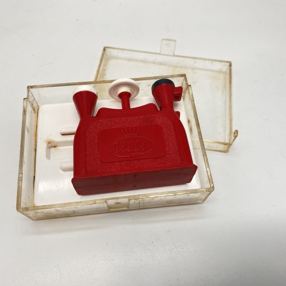 Vintage Sewing Tool : ULLY Three-in-One Needle Threader, West Germany