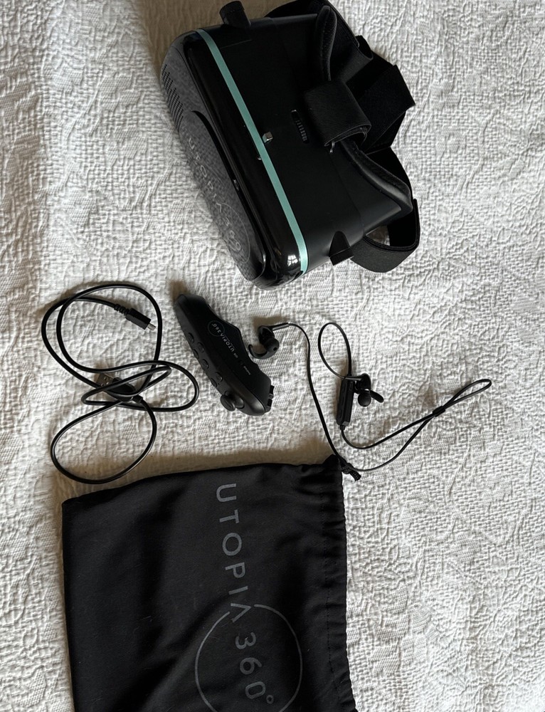 UTOPIA360 3D Virtual Reality Headset Bundle