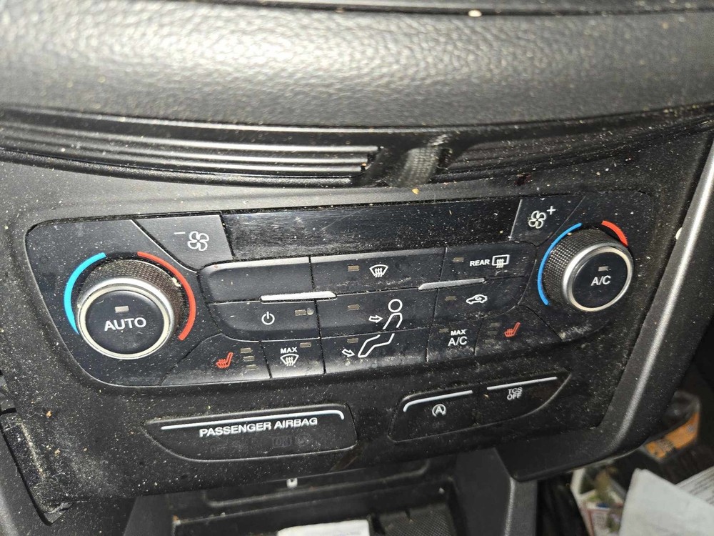 Used A/C Selector Switch fits: 2018 Ford Escape front automatic temperature cont
