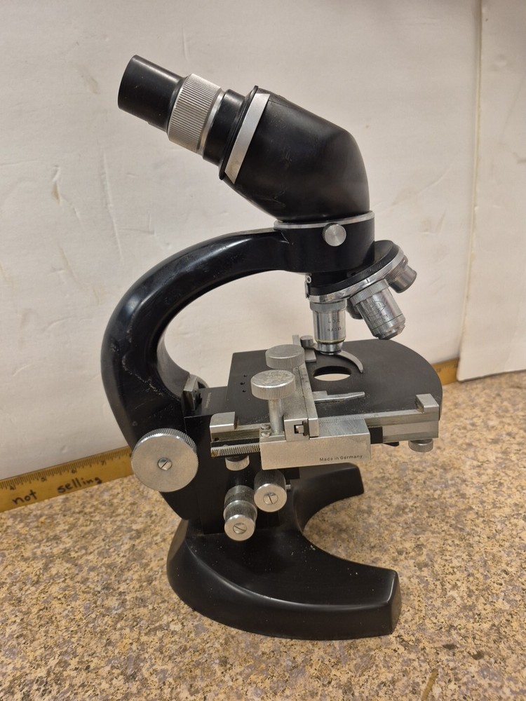 I.P.I. Wetzlar Microscope
