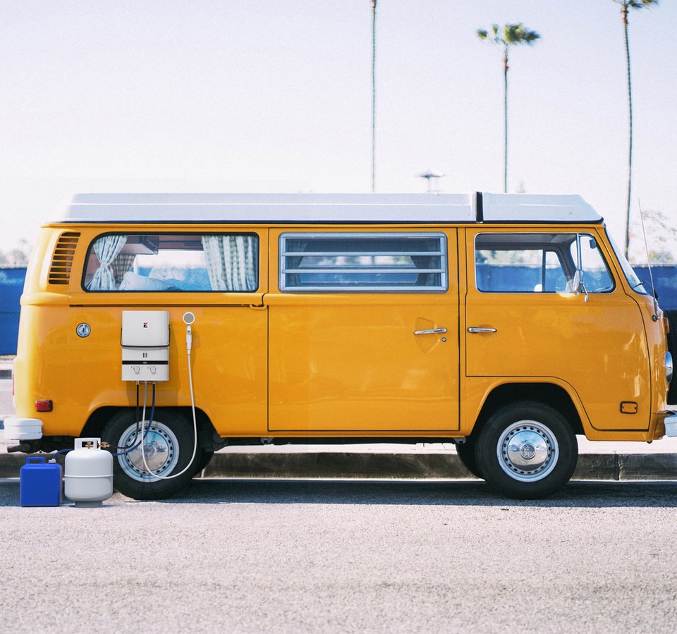 Eccotemp Luxé 1.85 GPM 52K BTU Portable Outdoor Tankless Water Heater (OPEN BOX)