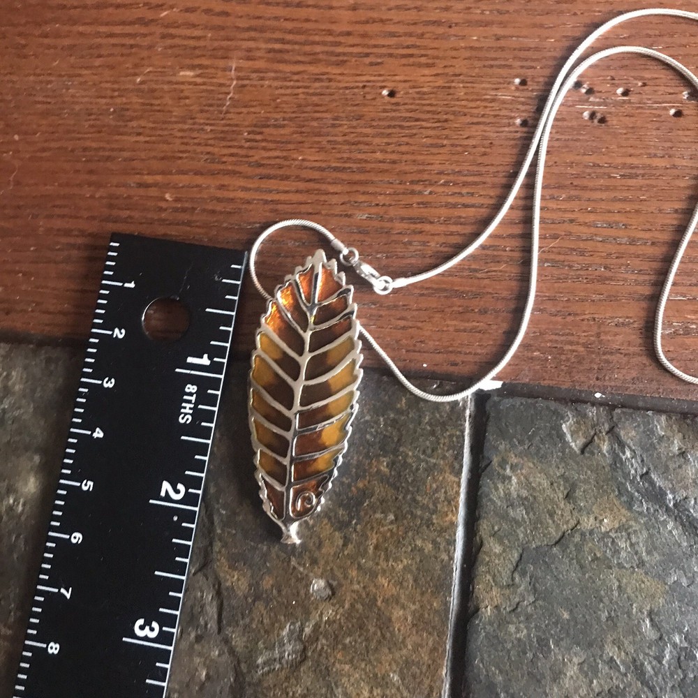 Enamel Leaf Necklace Silvertone 2” Pendant With 16” Chain