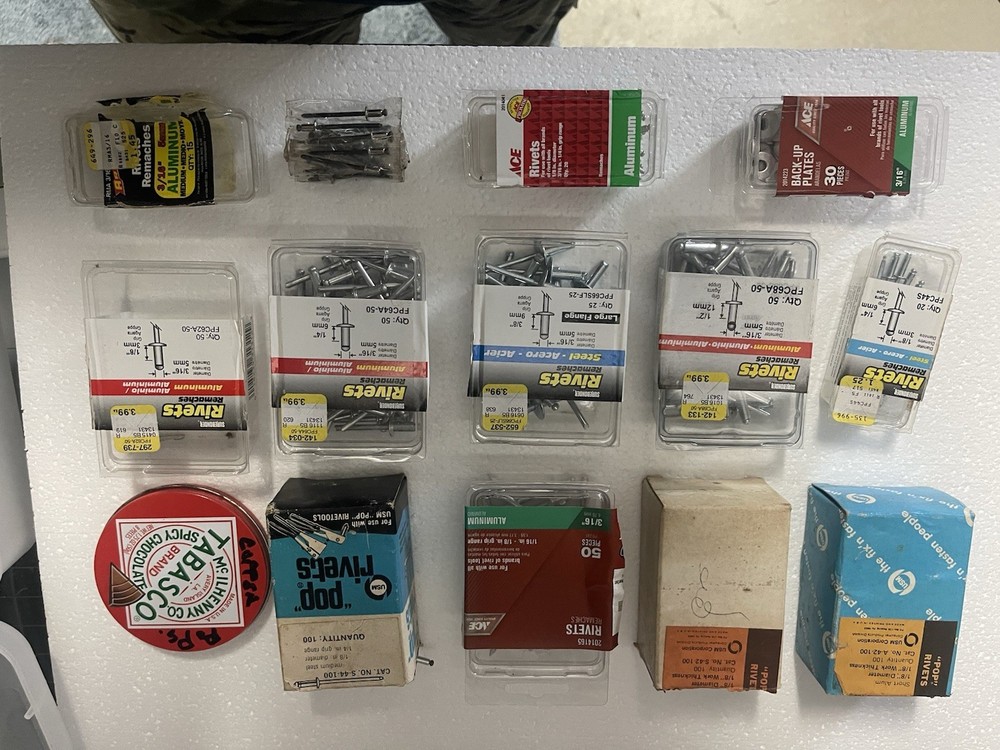 Surebonder 8700 Rivet & Pop Rivet Tools & Multiple Different Rivet Sizes In Case