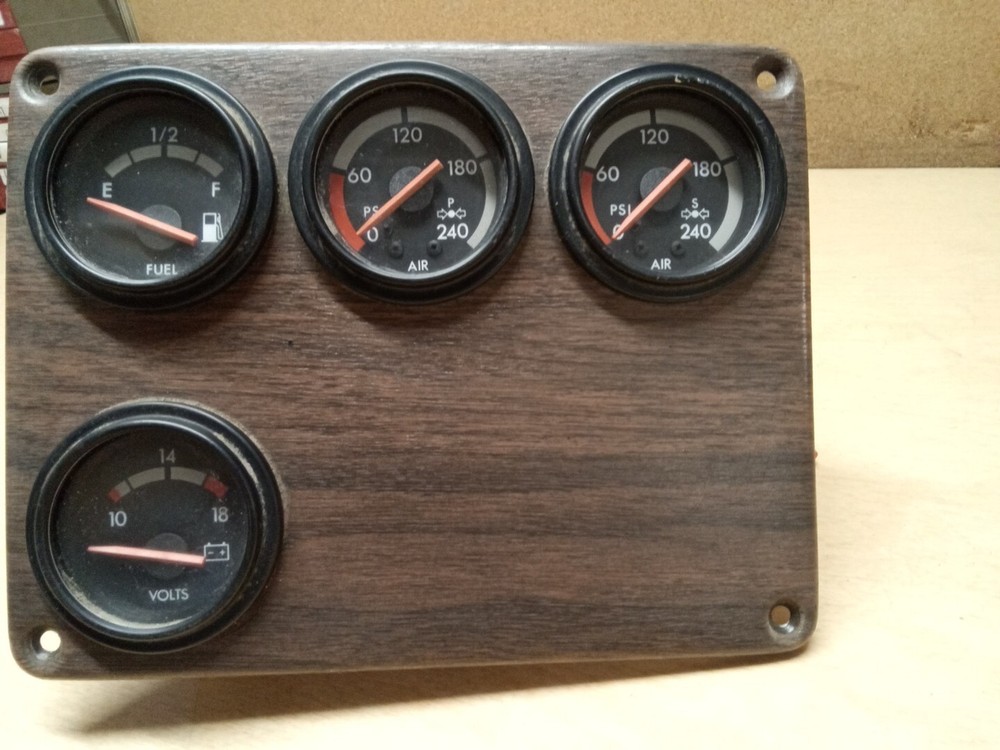 Freightliner 493247 Dash Gauge Panel