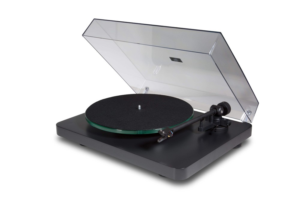 NAD C558 Manual Belt-Drive Turntable