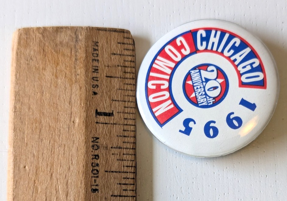 1995  Comic Con Chicago 20th Anniversary Pin Pinback
