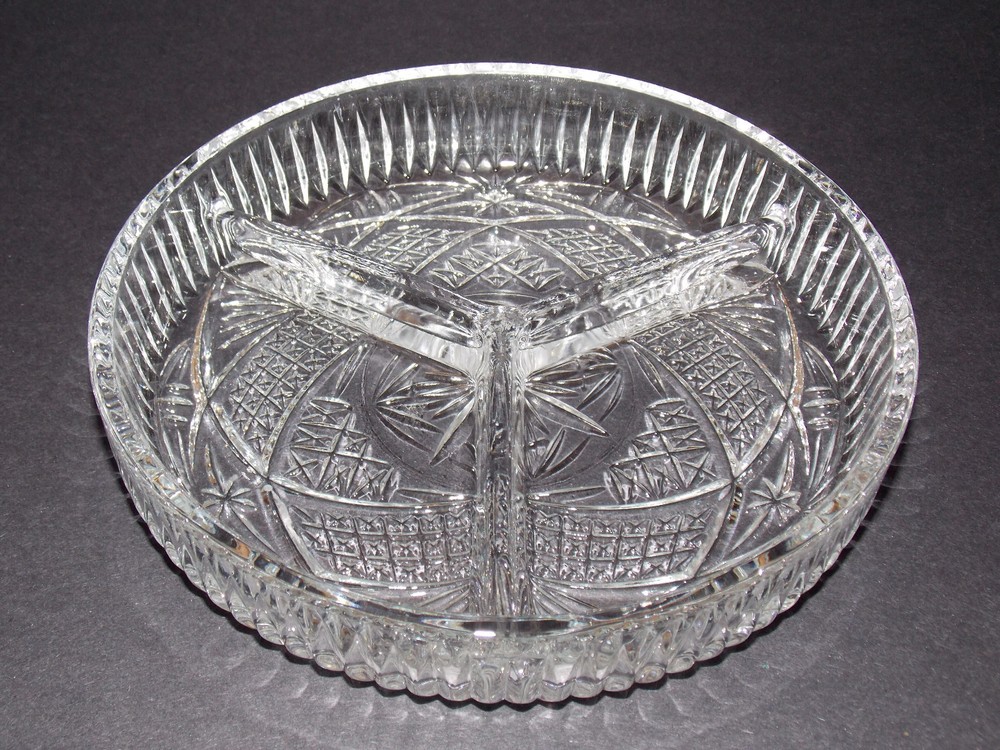 LIBBEY "Clarion" Round Glass Divided Serving Dish