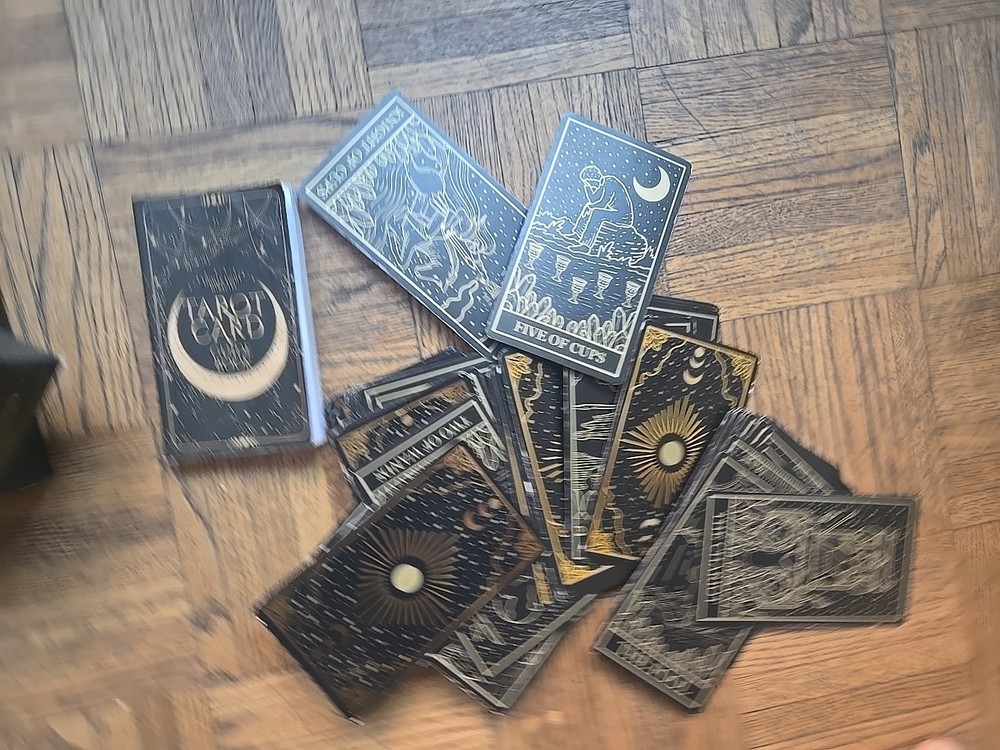 Tarot Deck & Guidebook Eighty- Eight Gemstones Edge Black Gold 88 Miracles