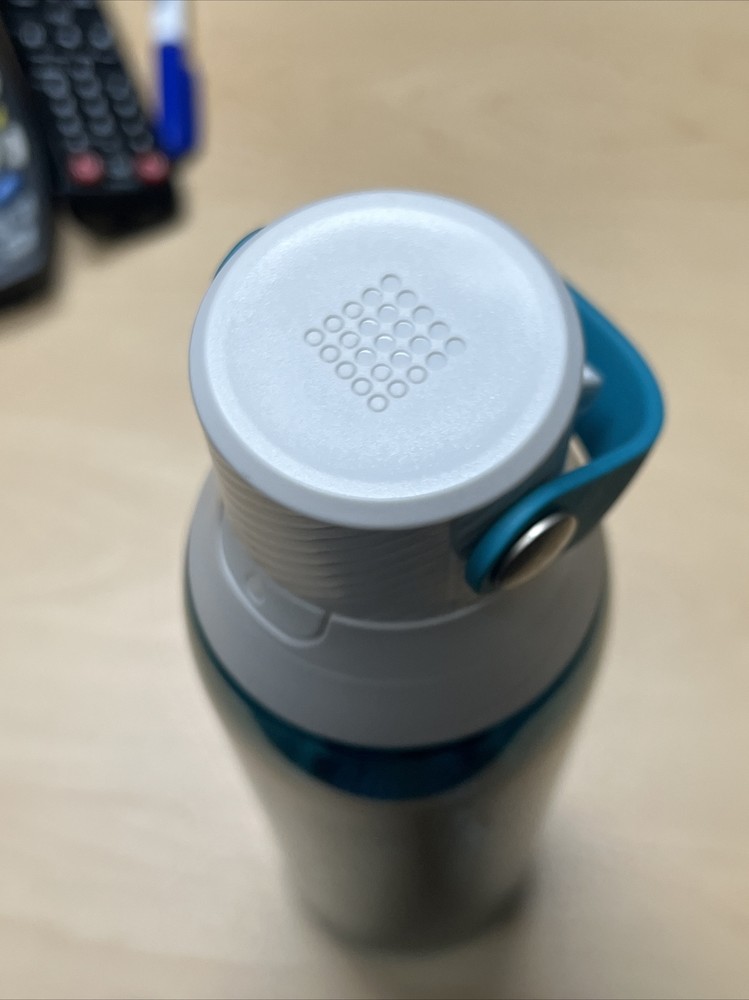 Brita Premium Filtering Water Bottle Teal, Plastic, 26oz