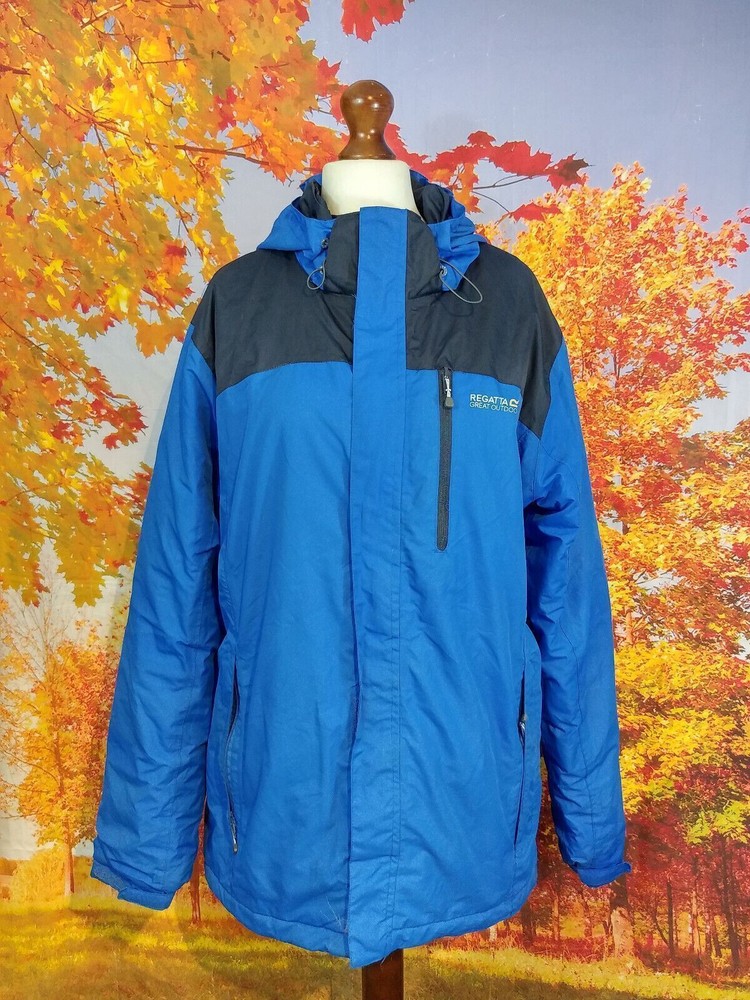 Regatta Great Outdoors blue polyester full zip Jacket. UK men's size Large
