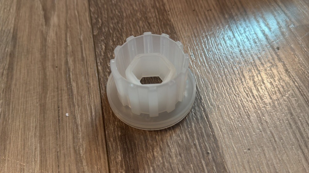 Popeil P400 Pasta Maker Machine REPLACEMENT PART Die Holder Adapter
