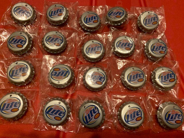 20 MILLER LITE BOTTLE CAP PIN ON LIGHTS-DO NOT WORK