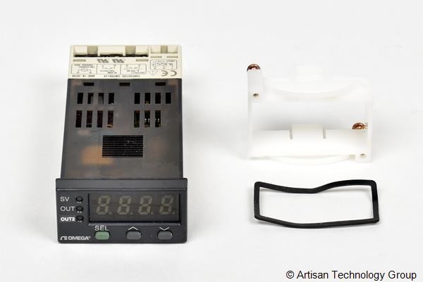 OMEGA CN4322TRR1-R2 Controller