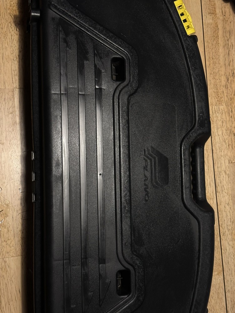 Genesis Gen X Right-Handed Bow - Black