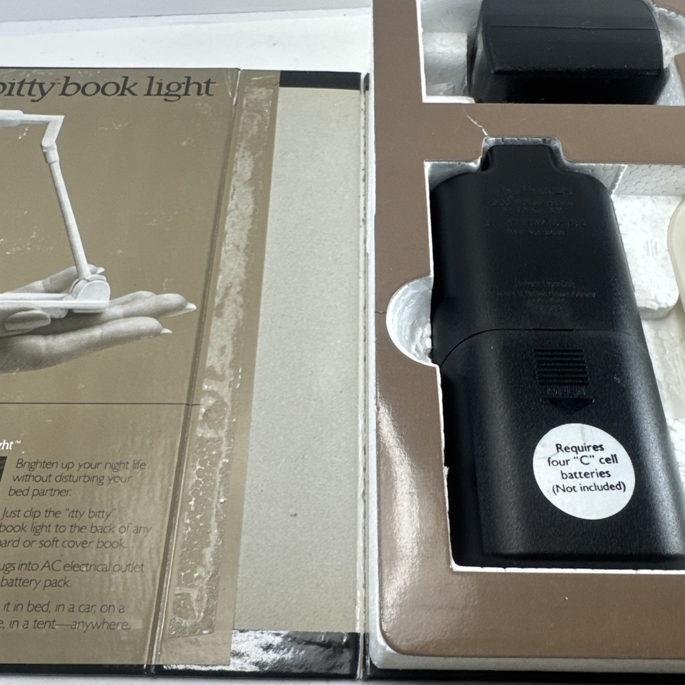 Zelco The Itty Bitty Book Light Original Reading Lamp