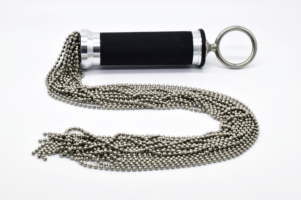 Deluxe BallChain Flogger by Axovus